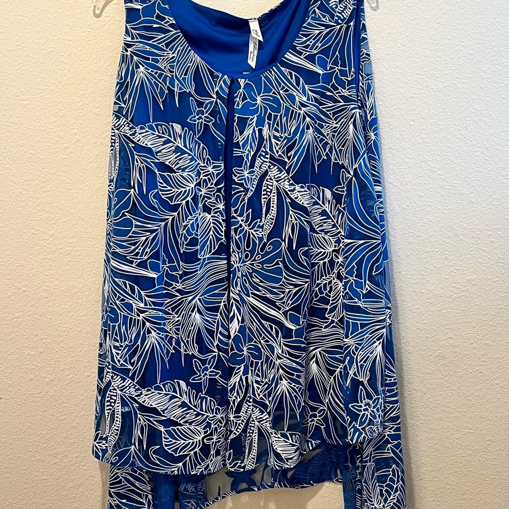 Blue split front New York Collection long top NWTs
